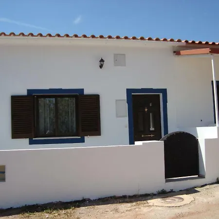 Casa Barradinhas Holiday home Vale Fuzeiros